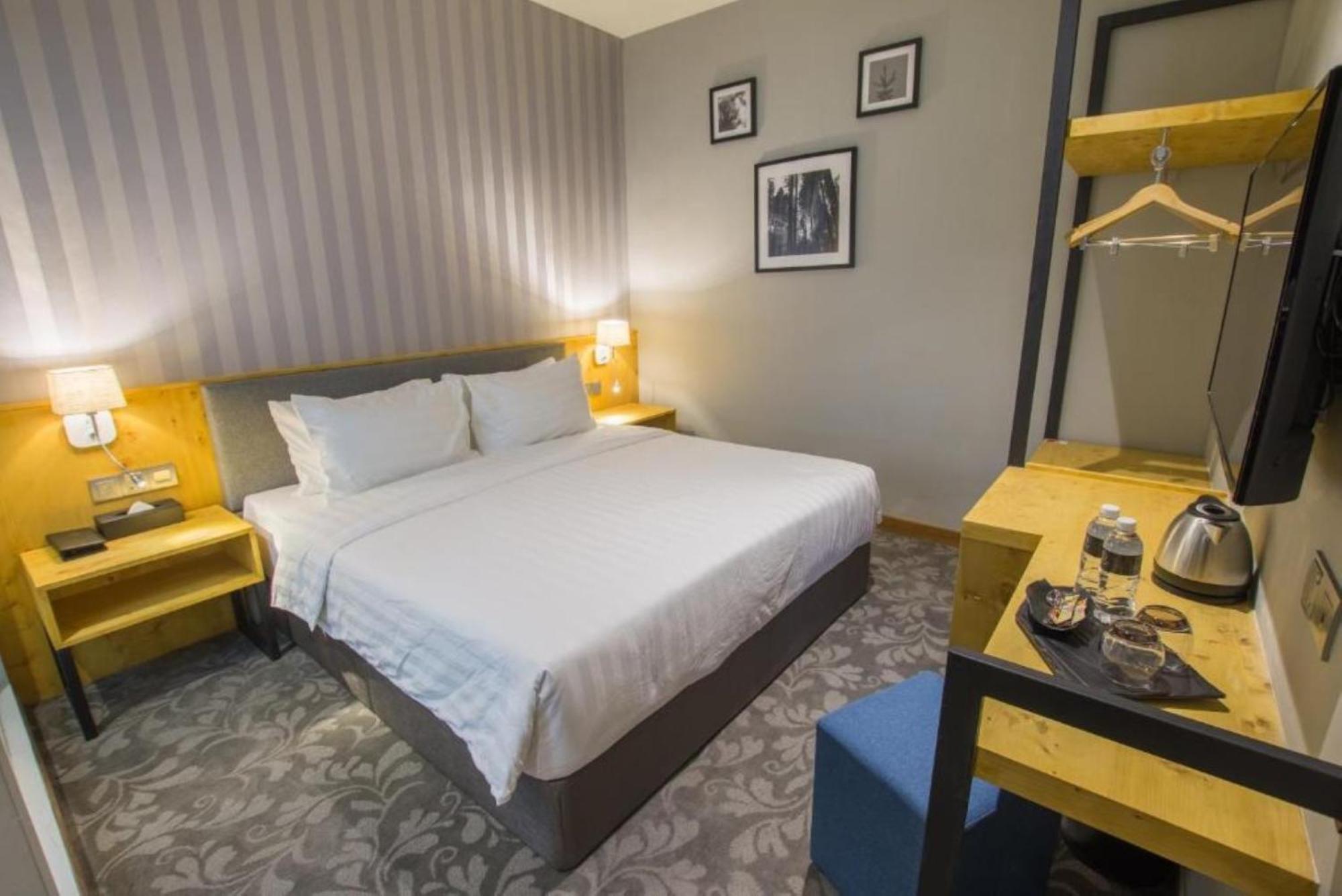 Redpine Boutique Hotel Skudai Buitenkant foto